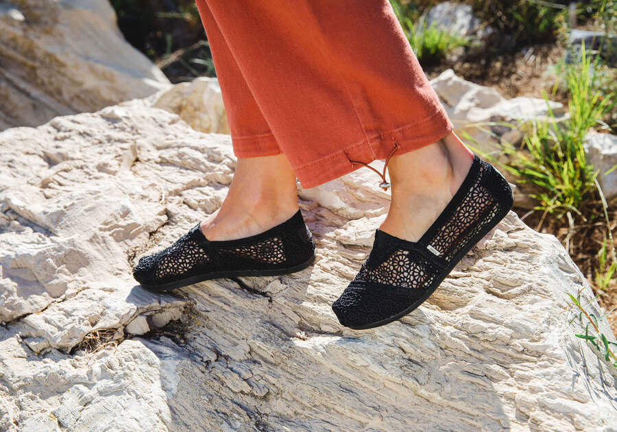 Black Women's Toms Alpargata Moroccan Crochet Alpargatas Ireland | IE281-613